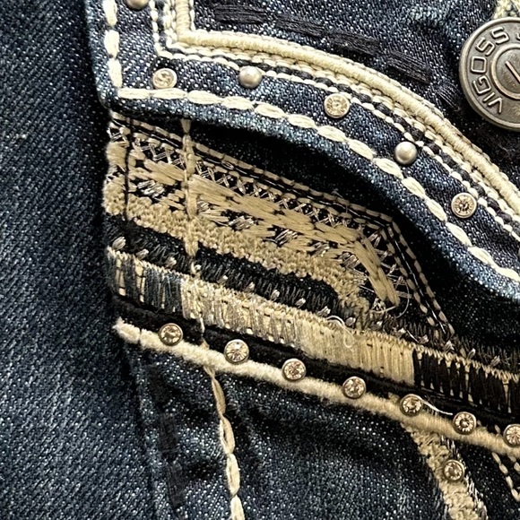 Vigoss Denim - VIGOSS Bootcut Sequin Pocket Jeans